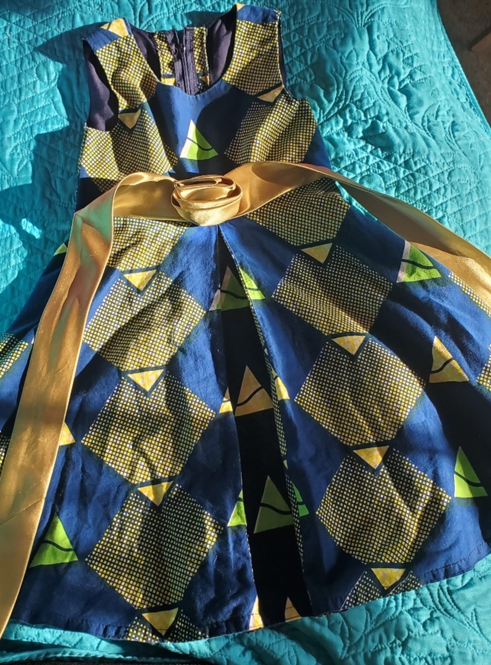 Girls dress‎